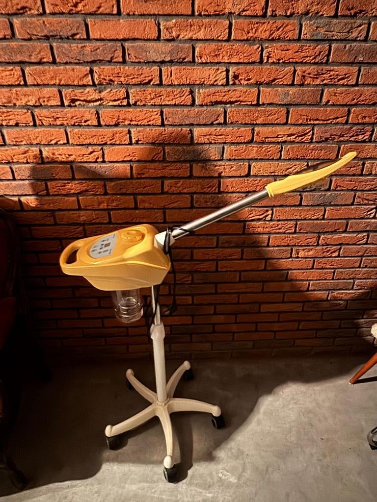 Facial steamer, Ophalen, Apparaat