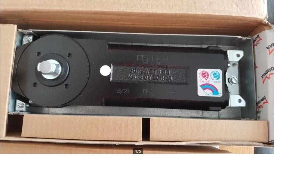 DORMAKABA BTS 84 - EN2 vloerveer nieuw met afdekplaat, Doe-het-zelf en Verbouw, Ophalen, 50 tot 100 mm, Overige typen, Nieuw