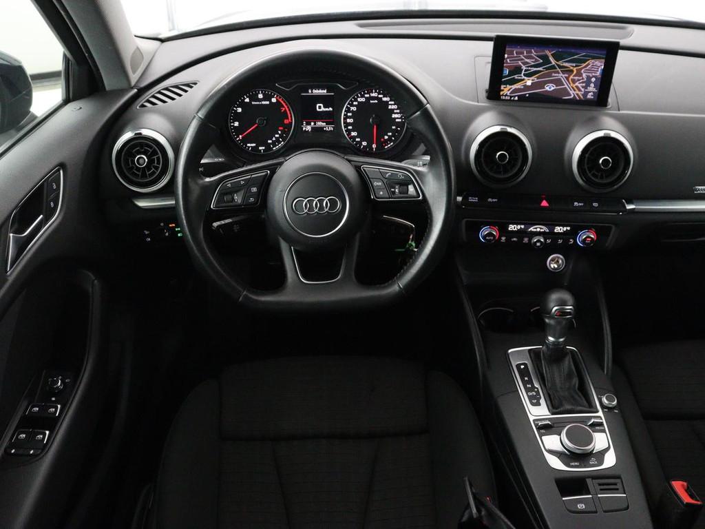Audi A3 30 TFSI Sport | Sportstoelen | Full LED | Navigatie, Stof, Gebruikt, Blauw, 116 pk