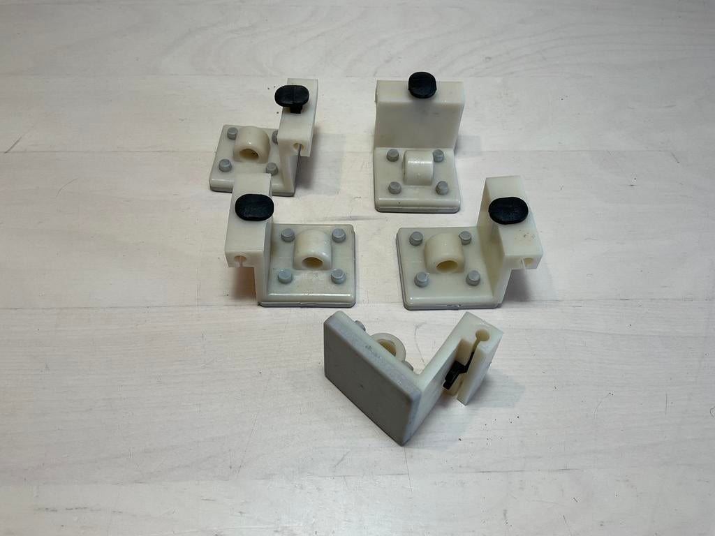 Schroefloze bevestigingsogen 5 stuks caravan voortent luifel, Caravans en Kamperen, Caravan accessoires, Gebruikt, Ophalen of Verzenden