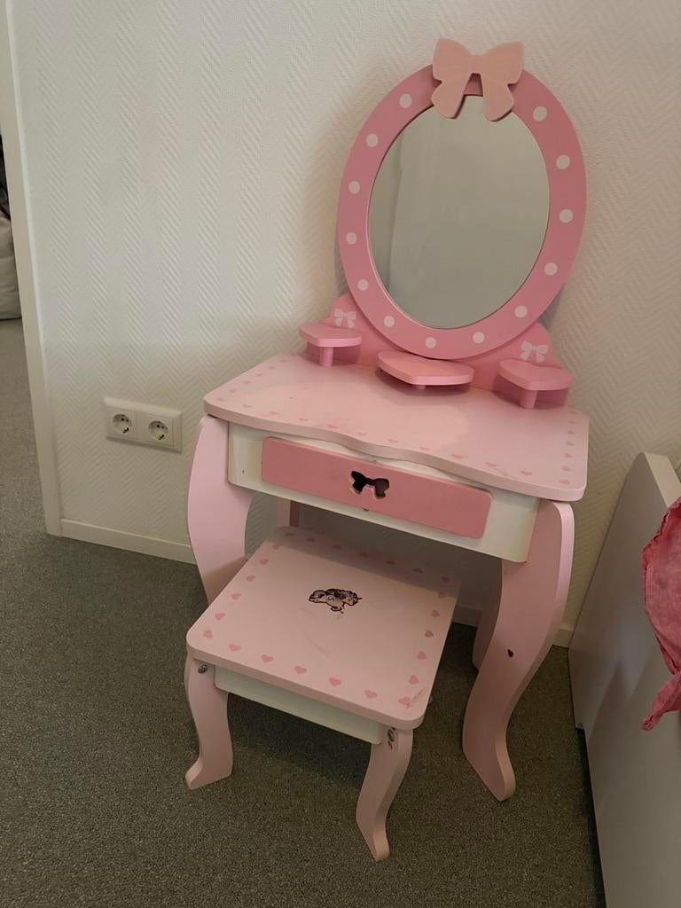 Houten speelgoed make-up tafel, Huis en Inrichting, Tafels | Kaptafels, Ophalen of Verzenden, Zo goed als nieuw, 50 tot 100 cm