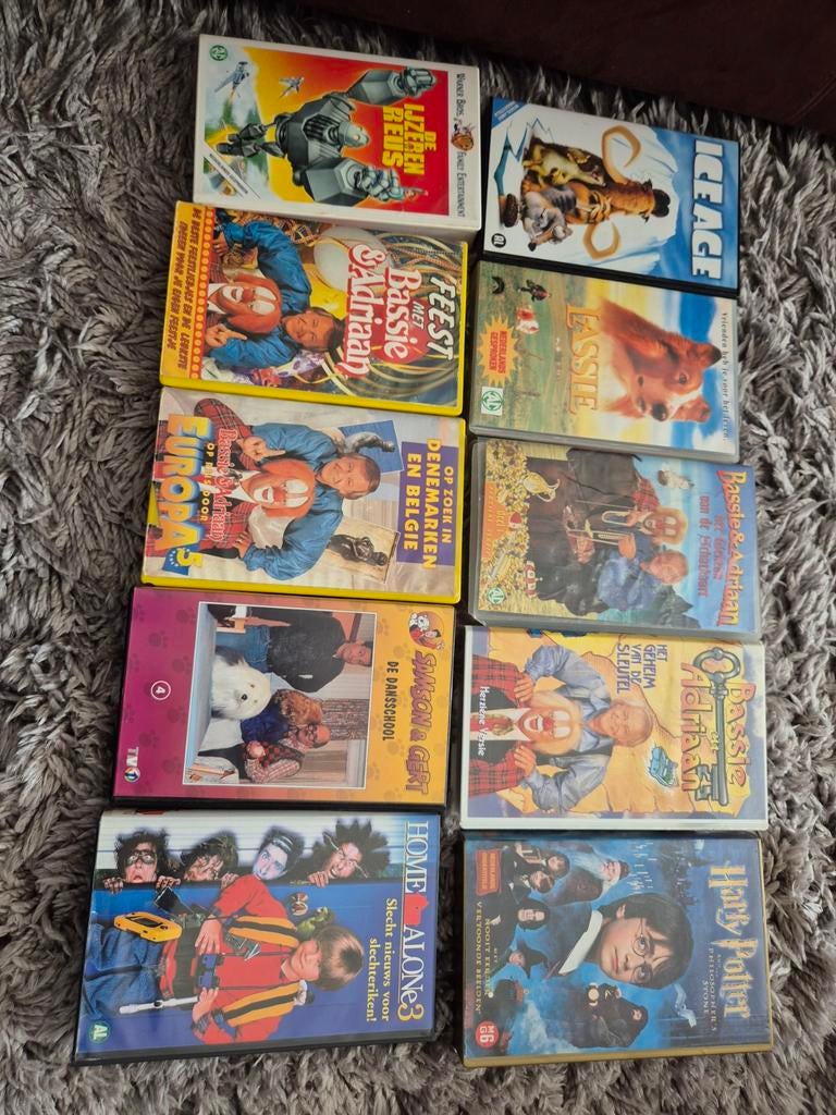 10 VHS Videobanden: Bassie & Adriaan, Harry Potter, (16), Alle leeftijden, Ophalen, Gebruikt, Actie en Avontuur