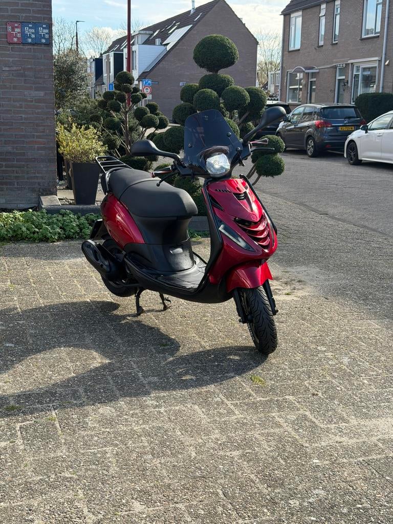 ZIP SP BROM 80cc MALLOSSI FULL OPTION, Maximaal 45 km/u, Zip, Ophalen of Verzenden, Zo goed als nieuw