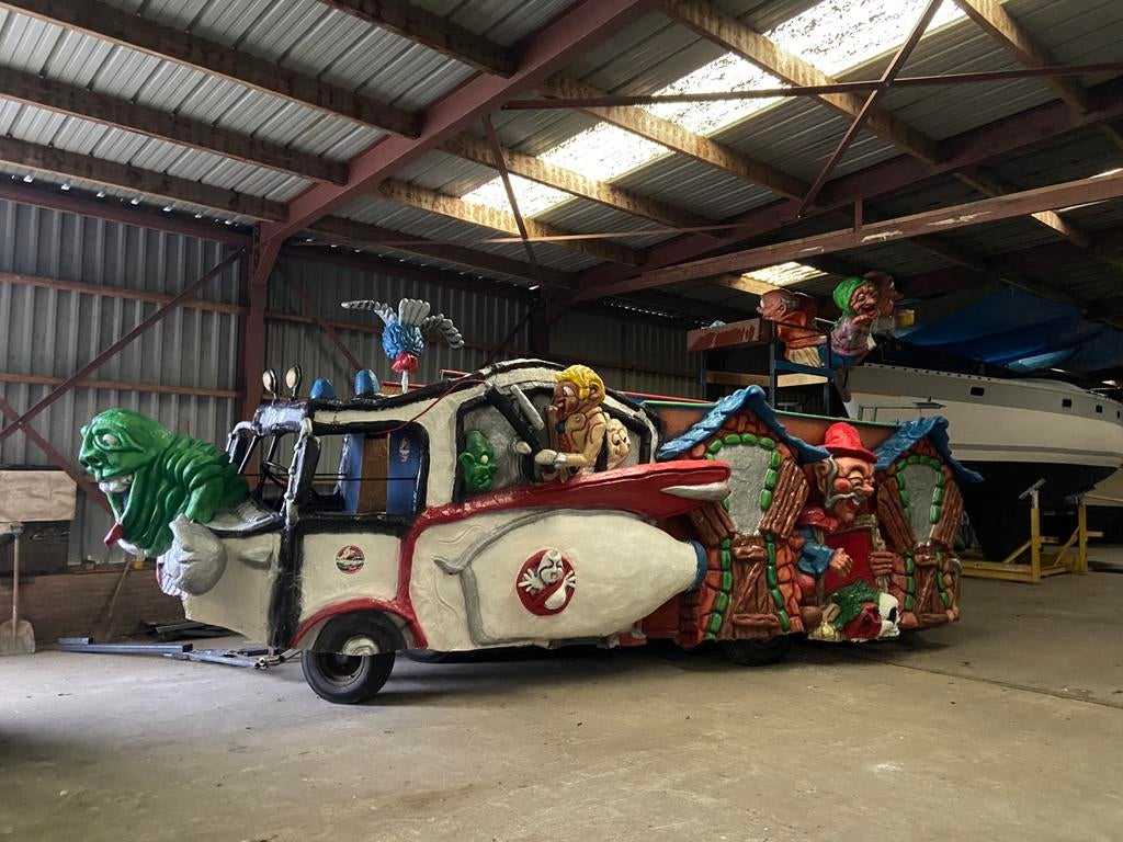 Carnavalswagen/ prinsenwagen, Ophalen, Gebruikt, Knutselwerk