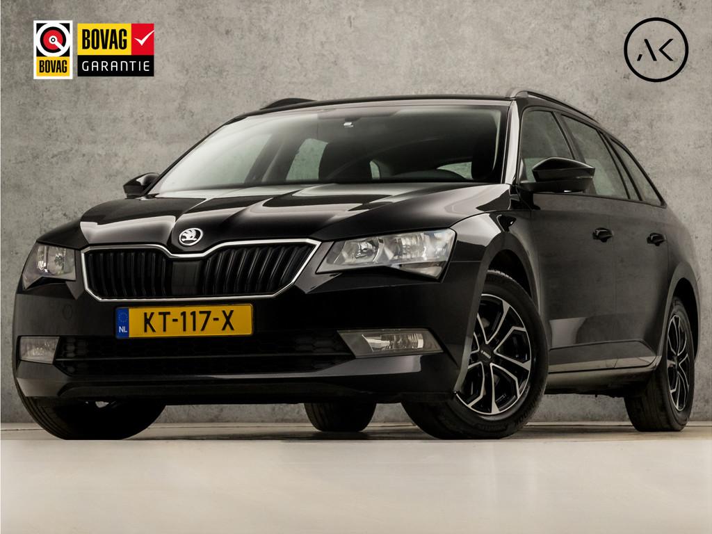 Skoda Superb Combi 1.6 TDI Sportline (GROOT NAVI, APPLE CARP, Auto's, Skoda, 12 maanden, Stof, 4 cilinders, Zwart