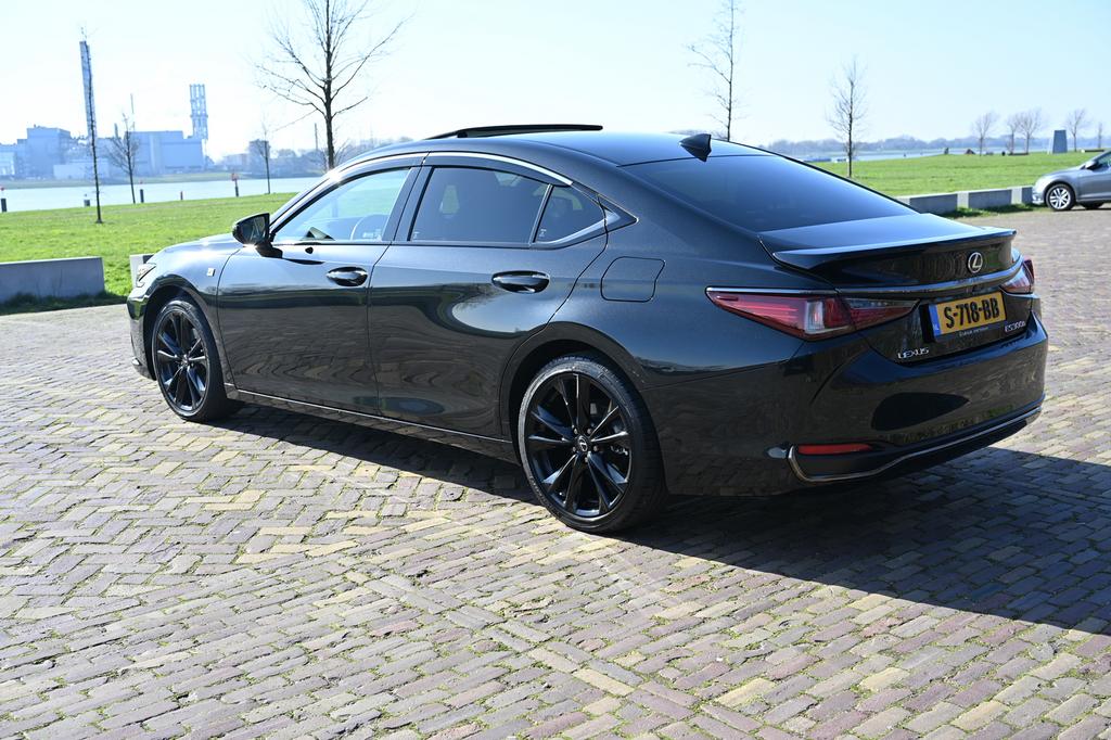 Lexus ES 300h Dealer onderhouden, Keramische Coating, Auto's, Lexus, 2487 cc, 1655 kg, Zwart, Origineel Nederlands