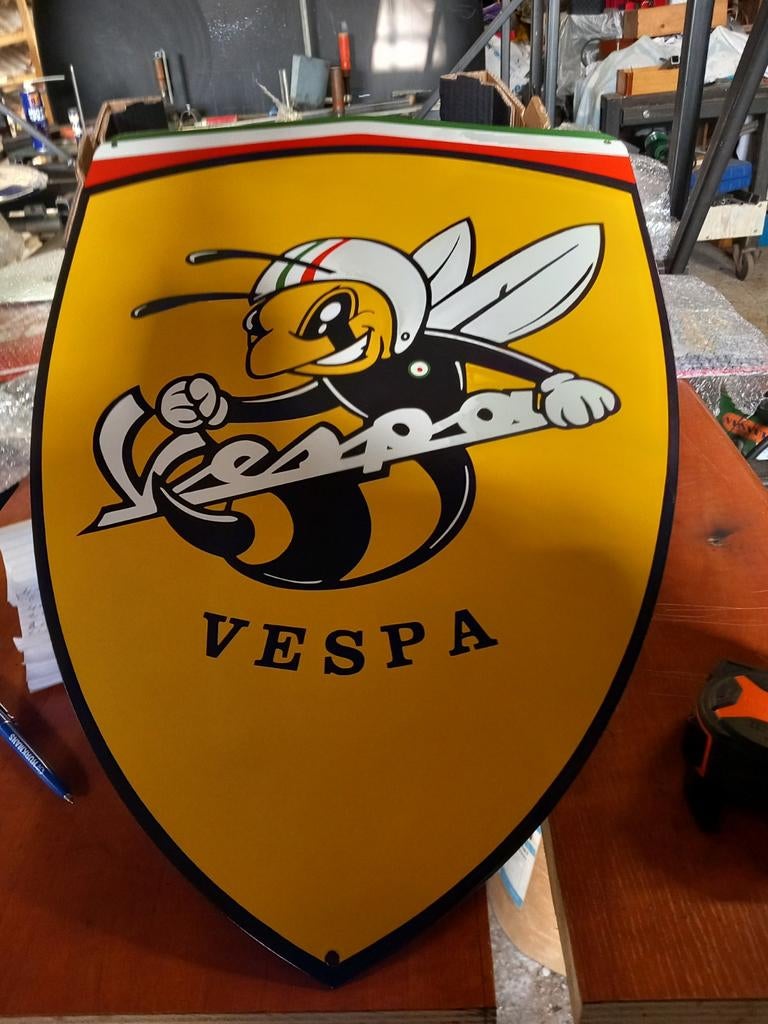 Super mooi groot emaile bord  Vespa   wesp 65x44cm, Ophalen of Verzenden, Zo goed als nieuw, Reclamebord