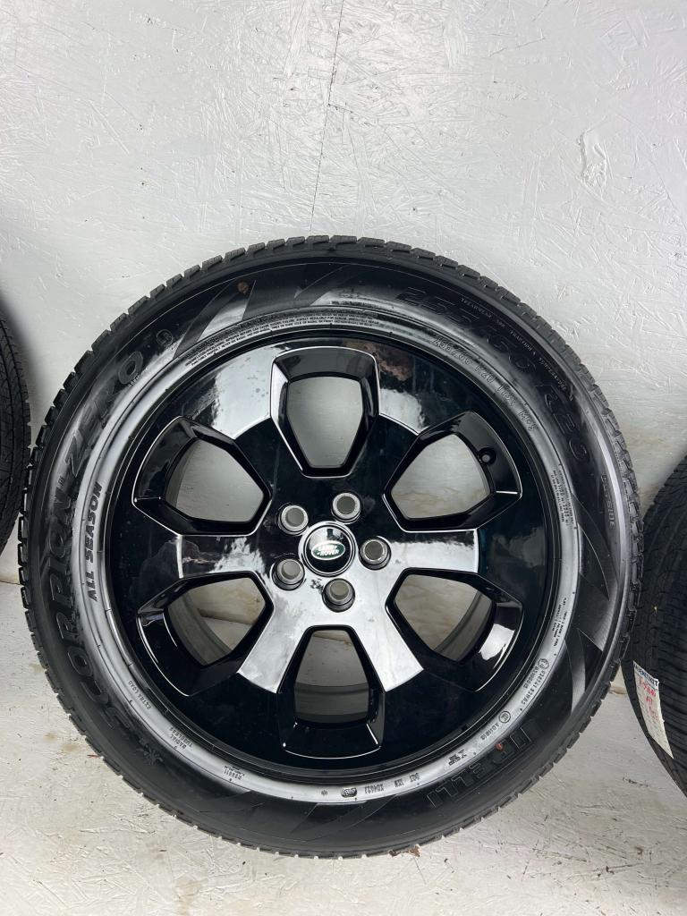 Originele Land Rover Defender velg 20" 5x120 all-season L663, Niet ingevuld, Gebruikt, 255 mm, Banden en Velgen