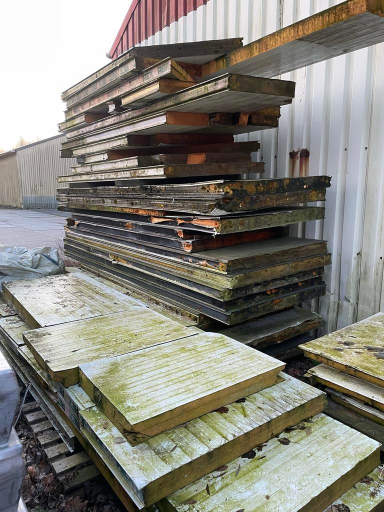 Sandwichpanelen 10 cm dik, zwart/wit, 10 stuks + rest, Ophalen, Gebruikt, 15 m² of meer, Muurisolatie