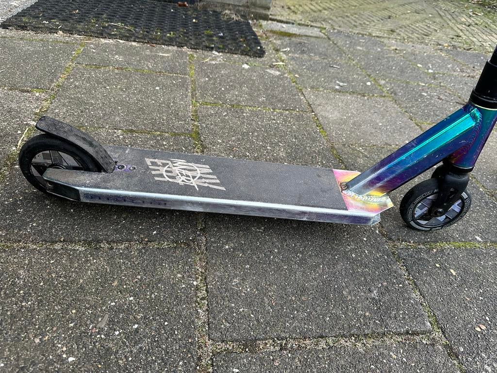 Stuntstep in prima staat - achterwiel moet vervangen, Fietsen en Brommers, Steps, Ophalen of Verzenden, Gebruikt, Gewone step