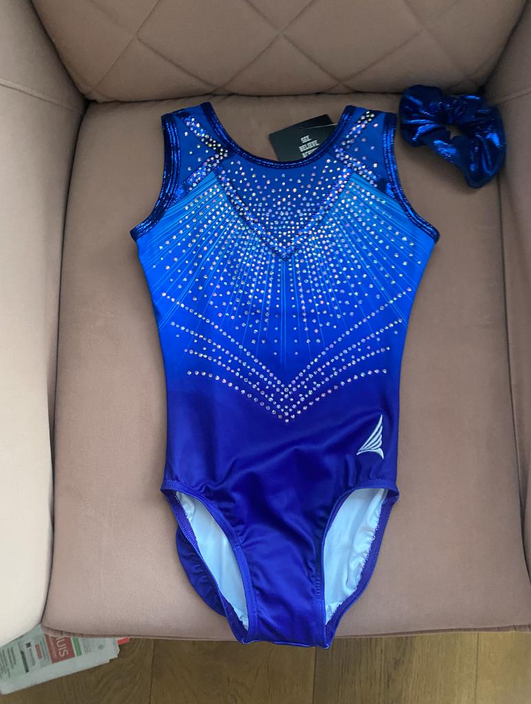 Nieuw turnpakje, maat INT (116), Blauw, Nieuw, Ophalen of Verzenden, Kleiner dan kindermaat 122