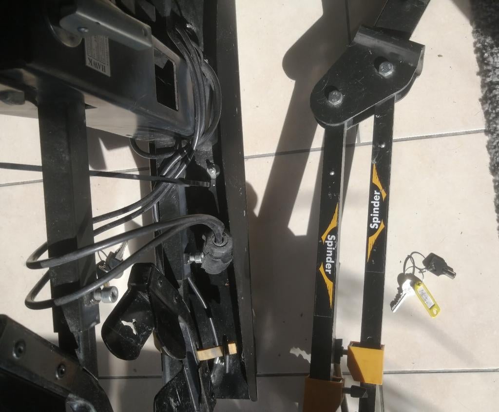 Spinder fietsendrager, Ophalen, Gebruikt, Trekhaakdrager