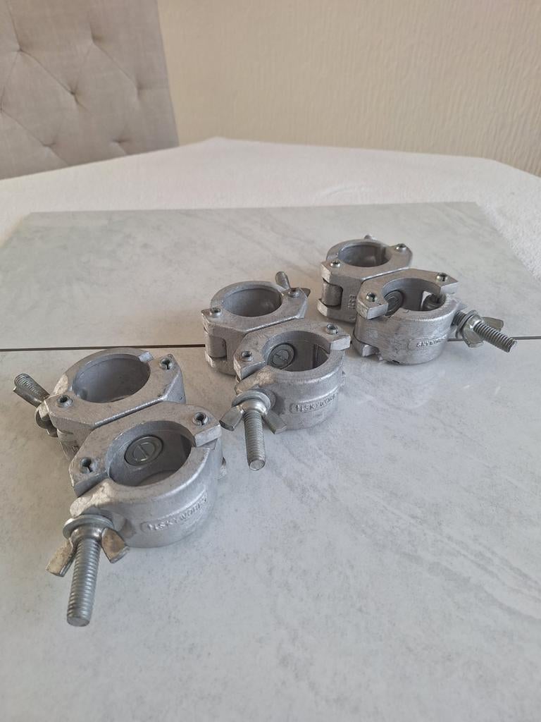 PROFESSIONELE  " SKYWORKS"  DRAAIKOPPELING  ALUMINIUM  3 X, Doe-het-zelf en Verbouw, Steigers, Ophalen of Verzenden, Zo goed als nieuw