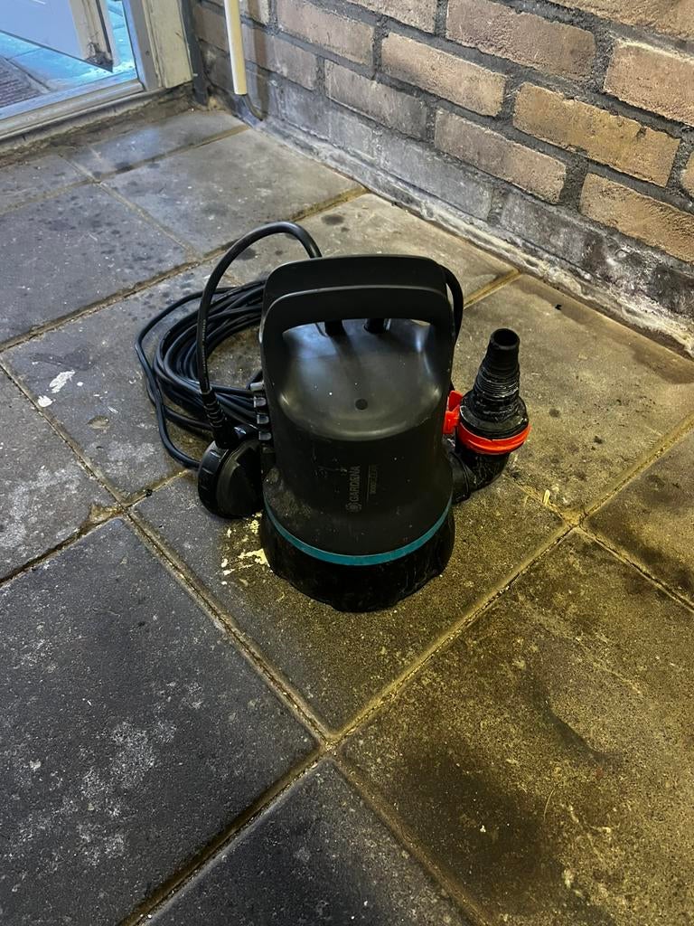 Regentonpomp, Ophalen of Verzenden, Zo goed als nieuw