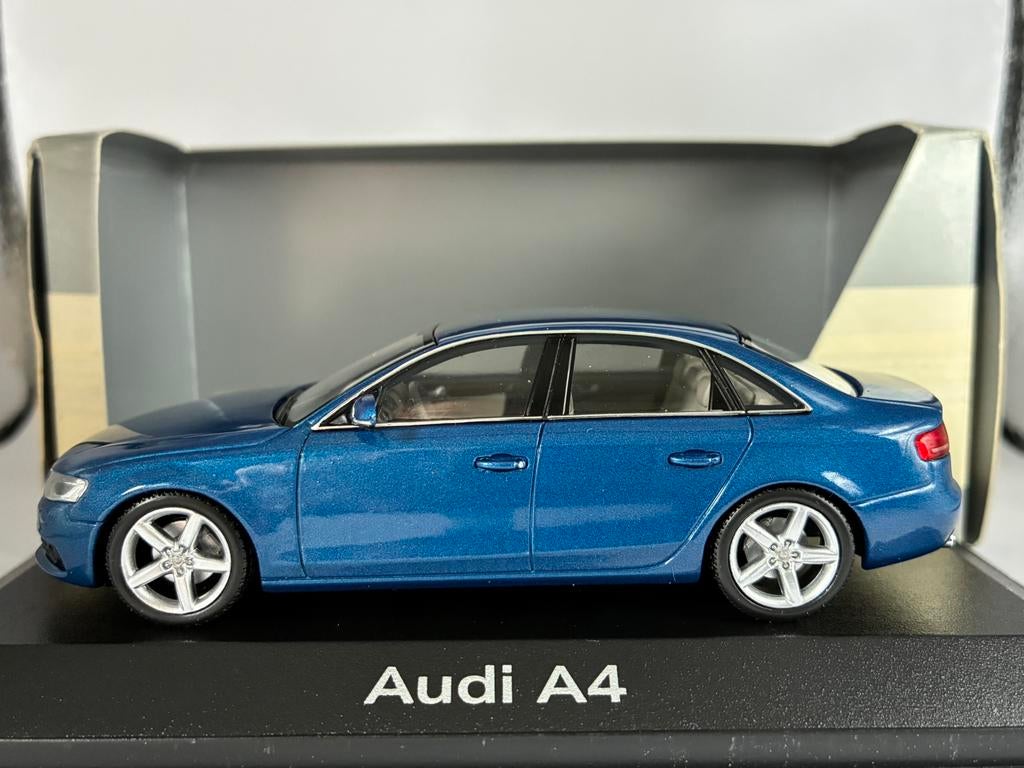 Audi A4 B8 Saloon (Type 8K) 2008 - MiniChamps, Hobby en Vrije tijd, Modelauto's | 1:43, Ophalen of Verzenden, Nieuw, Auto, MiniChamps