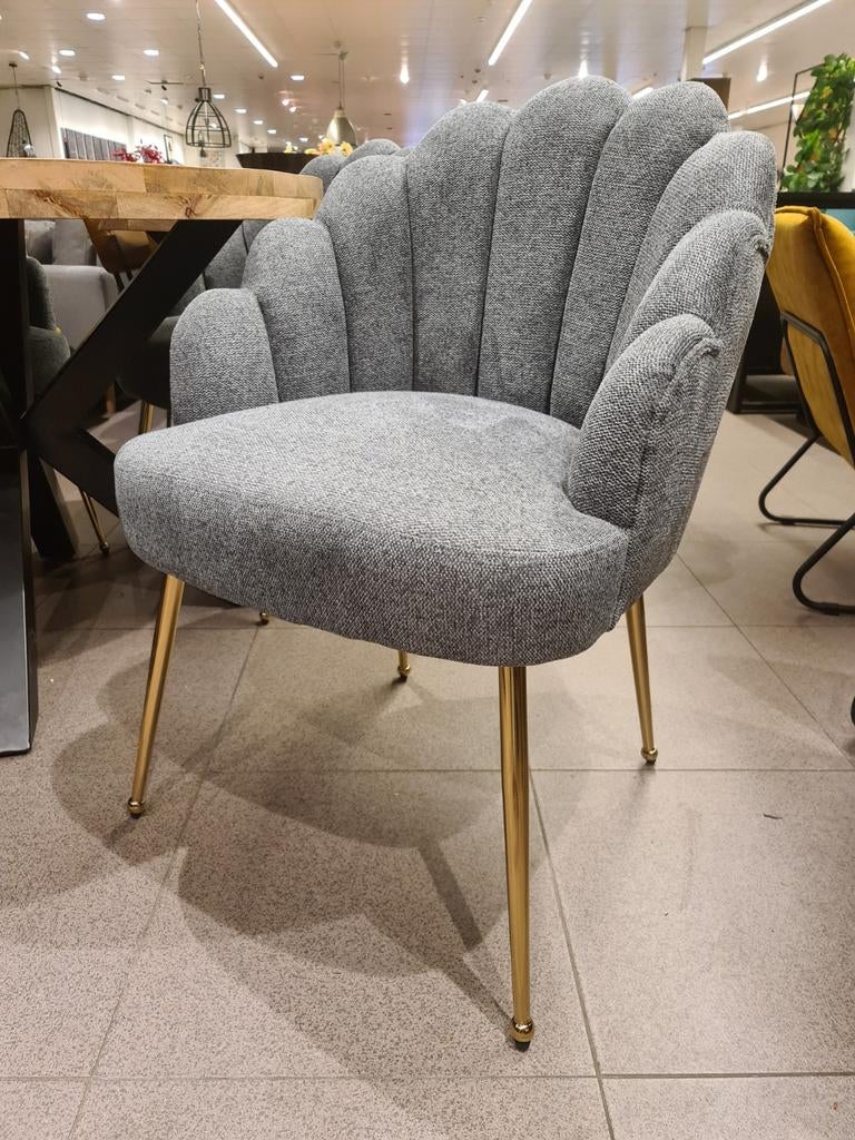 Nieuwe luxe eetkamerstoel grijs schelp model gouden poot €75, Ophalen, Industrieel landelijk barok brocante koloniaal boheems vintage