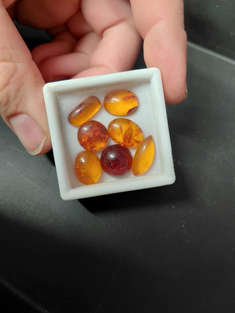 7 barnsteen cabochons, Sieraden, Tassen en Uiterlijk, Edelstenen, Ophalen of Verzenden, Zo goed als nieuw