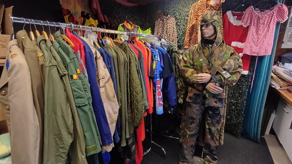 Legerkleding & Dierenpakken> verkleed-toppers👌, Ophalen, Overige maten, Overige thema's, Kleding