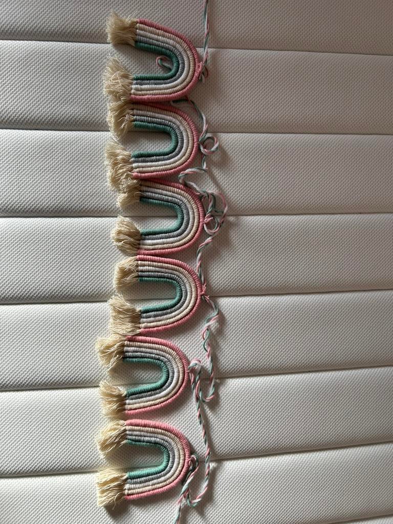 Stoffen regenboog slinger, Ophalen of Verzenden, Zo goed als nieuw, Wanddecoratie