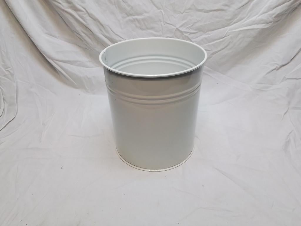 Prullenbakje wit metaal, Minder dan 10 liter, Ophalen of Verzenden, Metaal, Minder dan 50 cm