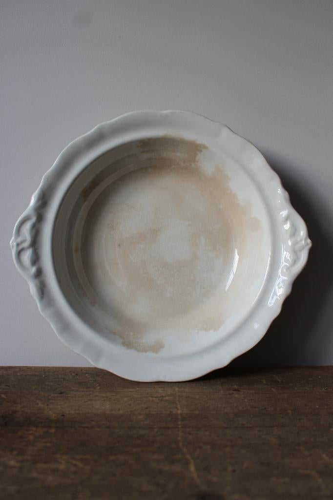 Oude brocante schaal op voet Regout Nr.2 *Pronck & Praal*, Ophalen of Verzenden