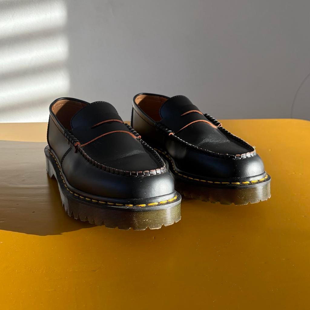 Dr. Martens Penton Bex (44) Made in England, Kleding | Heren, Schoenen, Loafers, Zwart, Ophalen of Verzenden, Zo goed als nieuw