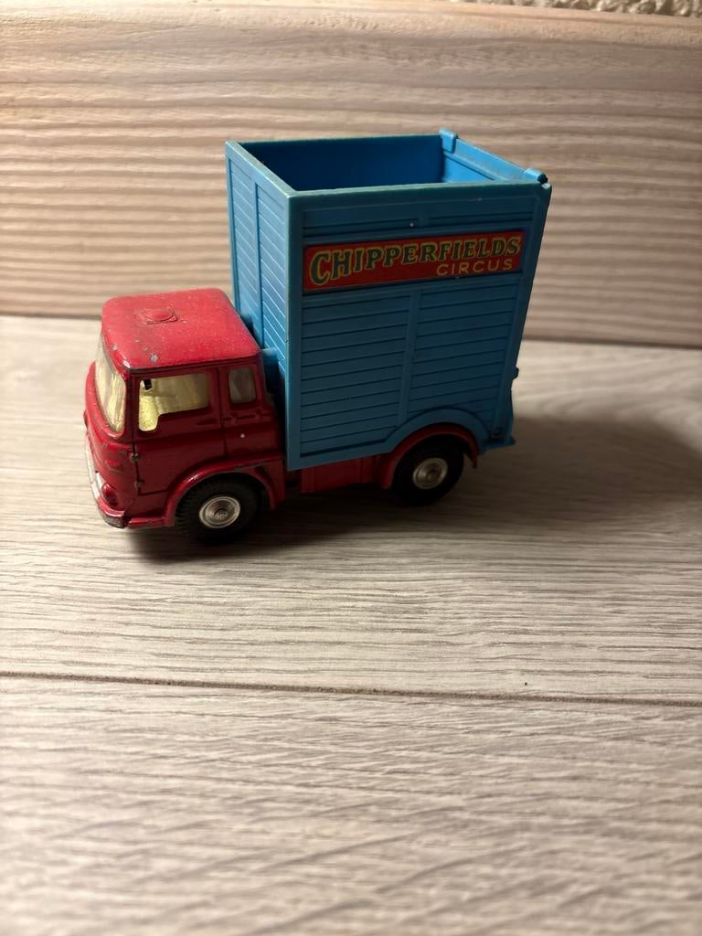 Corgi Toys Chipperfields Circus Giraffe Transporter, Hobby en Vrije tijd, Modelauto's | 1:43, Gebruikt, Ophalen of Verzenden
