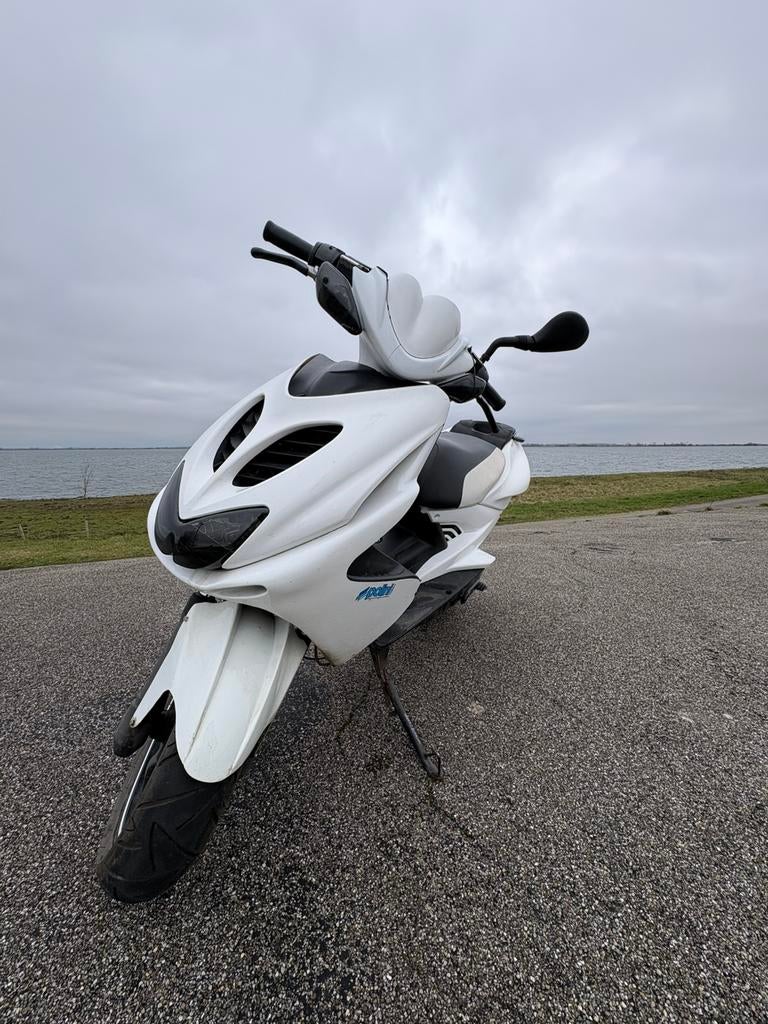 Yamaha aerox 70cc, Fietsen en Brommers, Scooters | Yamaha, Gebruikt, Aerox, Benzine, Ophalen