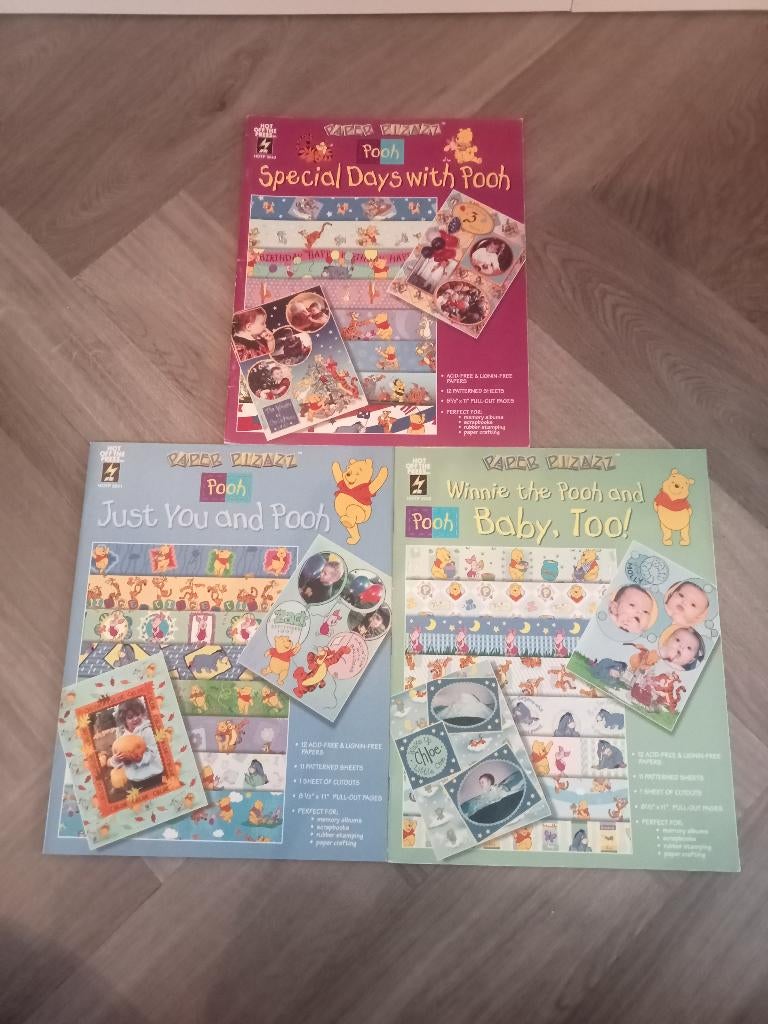 Kaartenmaak Boekjes Paper Pizazz "Pooh" 3x (NIEUW), Ophalen of Verzenden, Nieuw, Disney, Knipvel