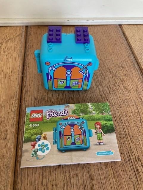 Lego Friends 41669 Mia's voetbalkubus, Ophalen of Verzenden, Zo goed als nieuw, Complete set, Lego