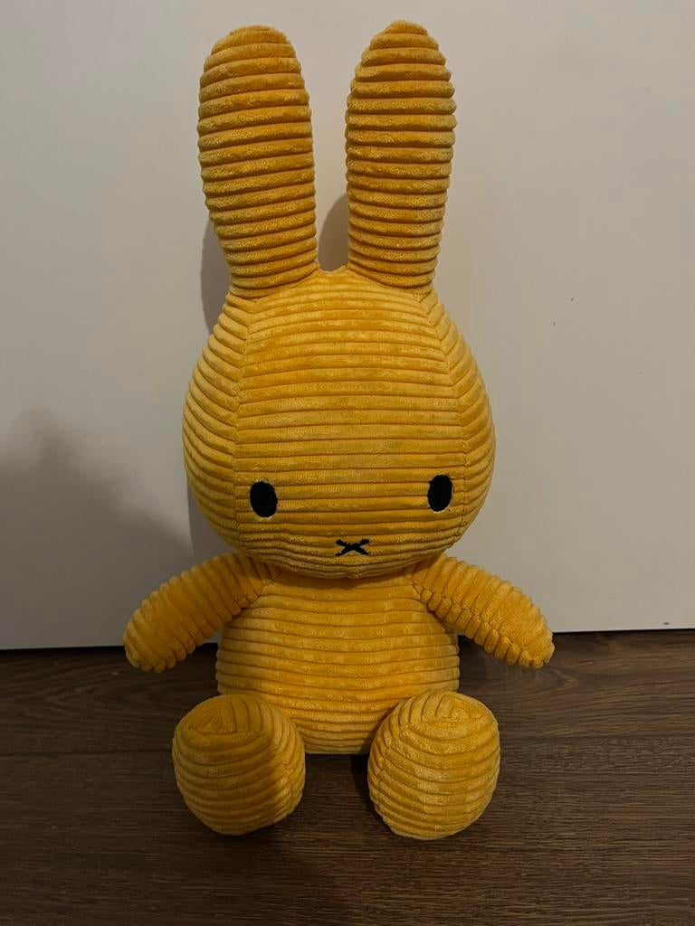 Knuffel Nijntje okergeel - 50 cm, Ophalen, Zo goed als nieuw, Konijn