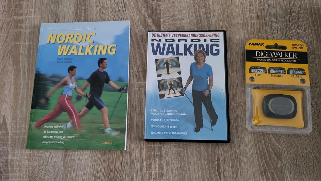 Nordic Walking boek dvd stappenteller, zo goed als nieuw., Ophalen of Verzenden, Zo goed als nieuw