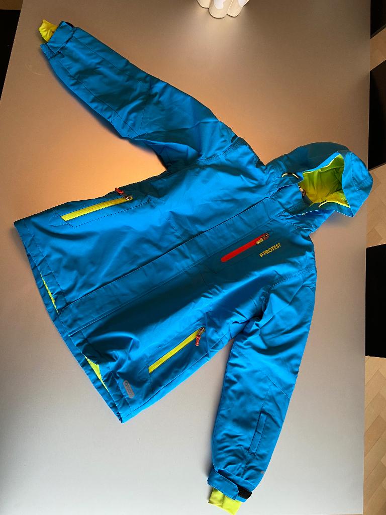 Skijas en Skipully - Protest - 164, Kinderen en Baby's, Kinderkleding | Maat 164, Protest, Ophalen of Verzenden, Zo goed als nieuw