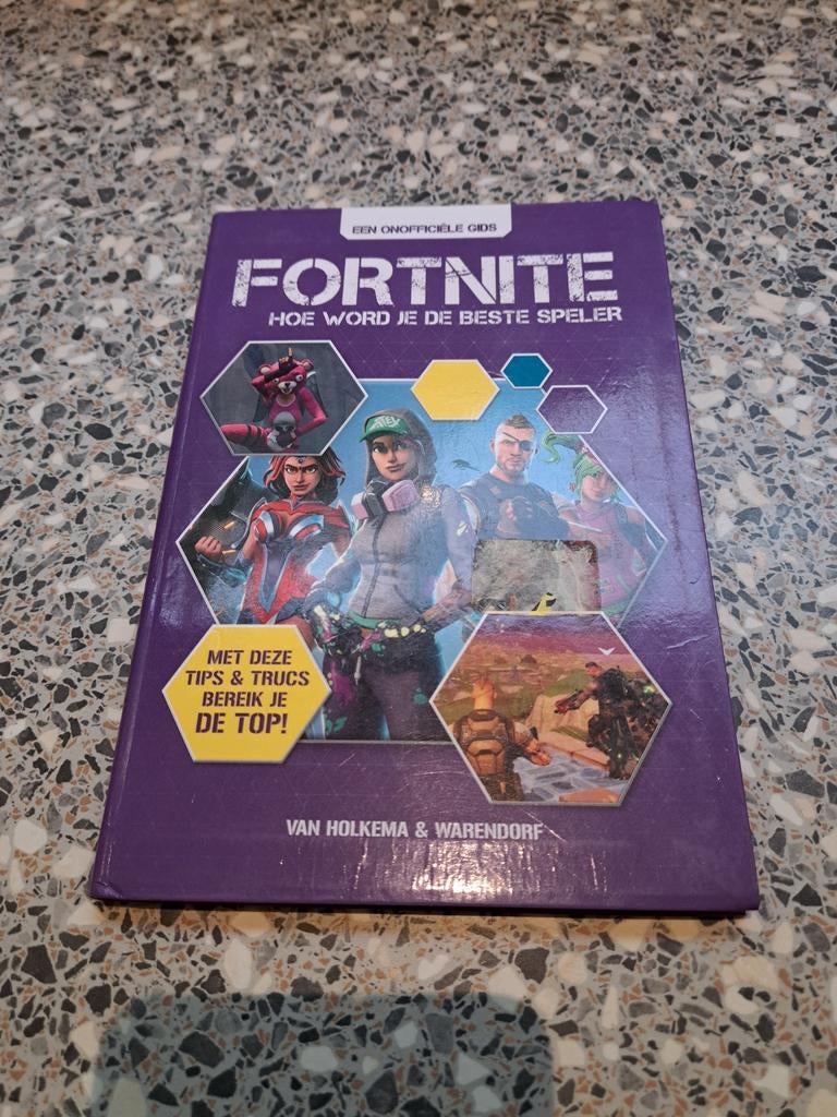 Boek: Fortnite, hoe word je de beste speler, Ophalen of Verzenden, Gelezen