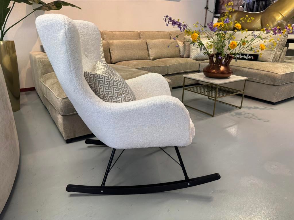 ACTIE - Luxe Velvet Teddy Schommelstoel Bo NIEUW - CUSTOM, Info@oosterbaanwonen.nl, Venus 31 8448CE Heerenveen, Nieuw, 75 tot 100 cm