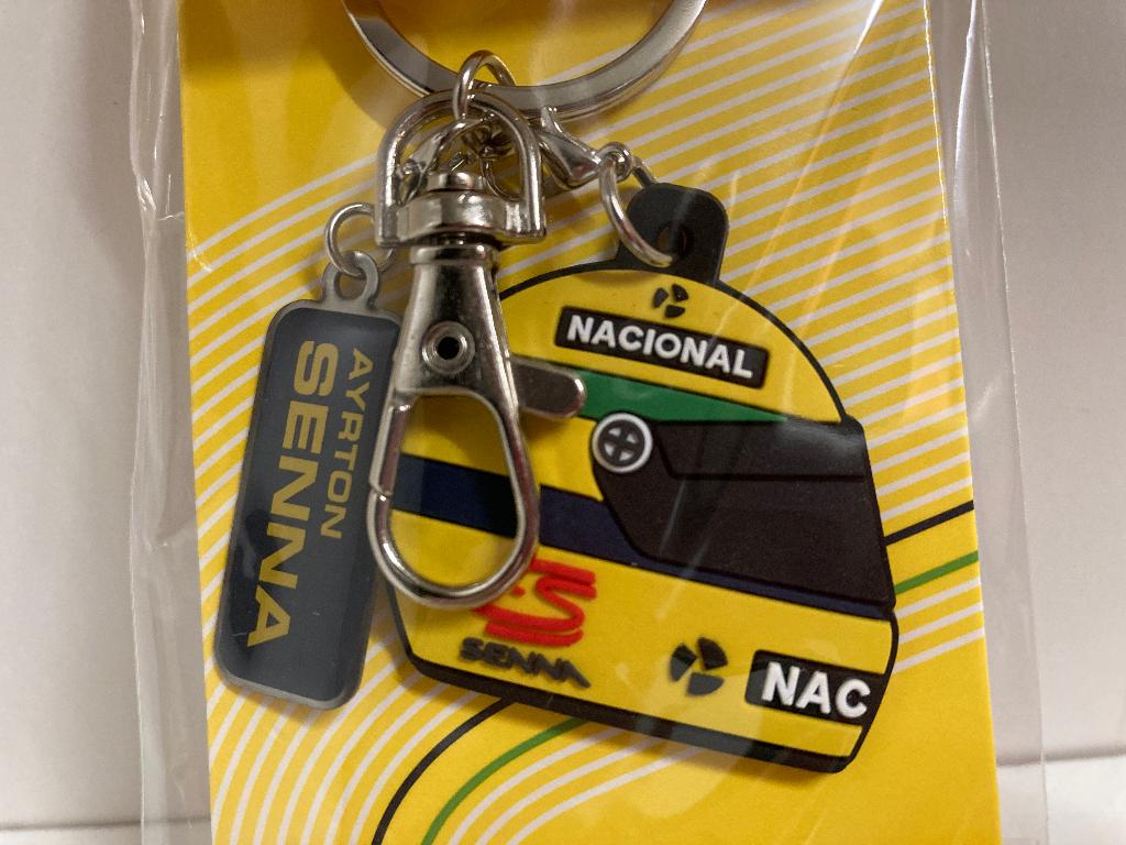 ✅ Ayrton Senna Sleutelhanger helmet Formule 1 1990 helm, Verzamelen, Automerken, Motoren en Formule 1, Ophalen of Verzenden, Nieuw