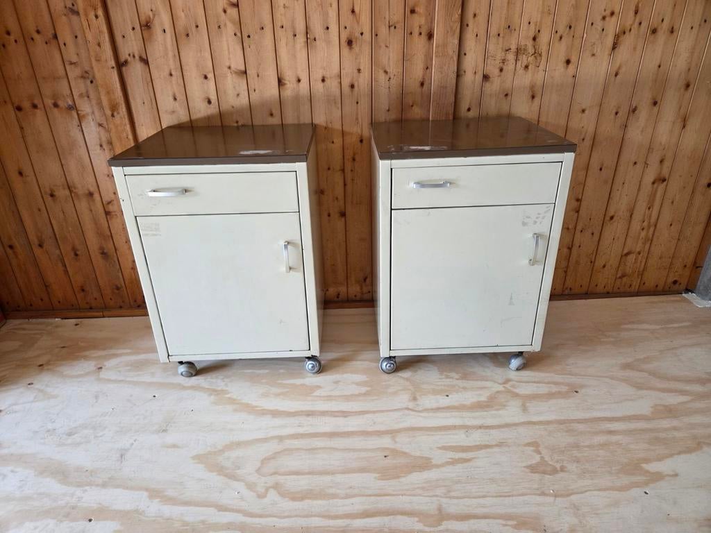 2x vintage retro Geurtsen BV Twello kastje, nachtkastje, Ophalen, Huis en Inrichting