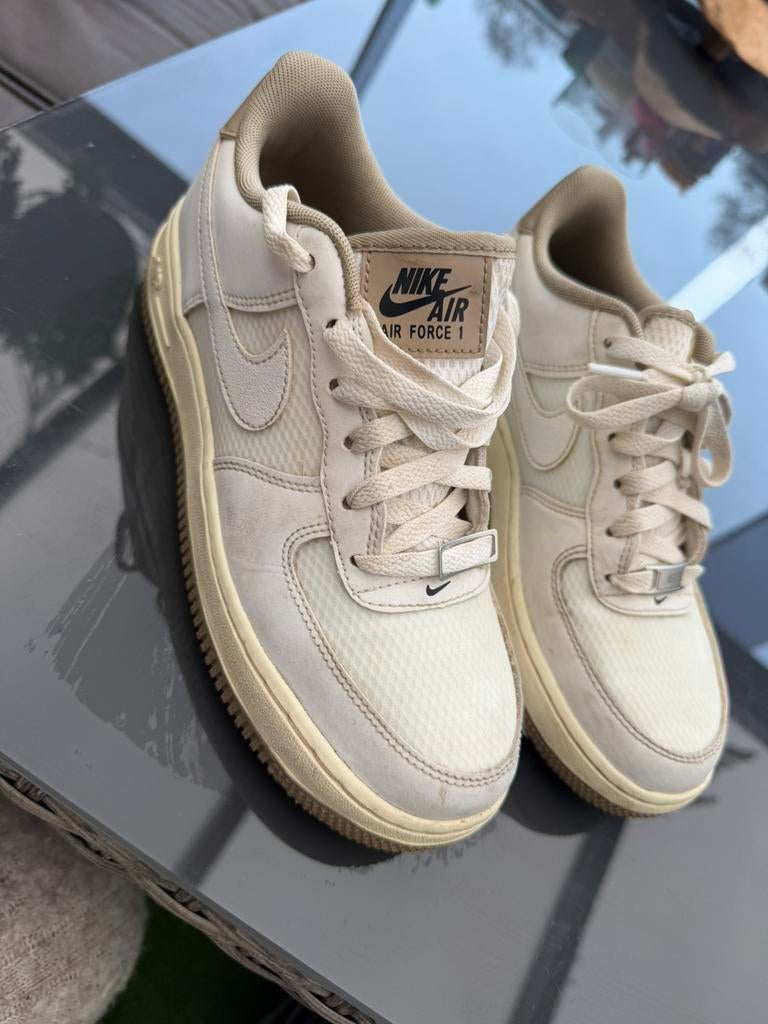 Nike aire force, Ophalen of Verzenden, Zo goed als nieuw, Jongen of Meisje, Schoenen