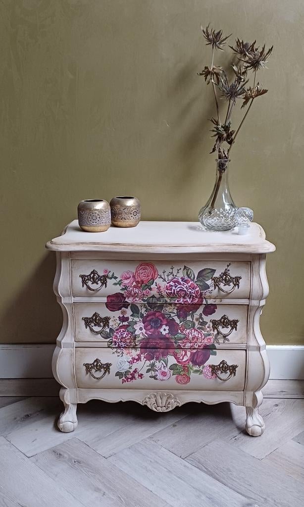 Gaaf buikkastje, Ophalen, 50 tot 100 cm, Zo goed als nieuw, 3 of 4 laden