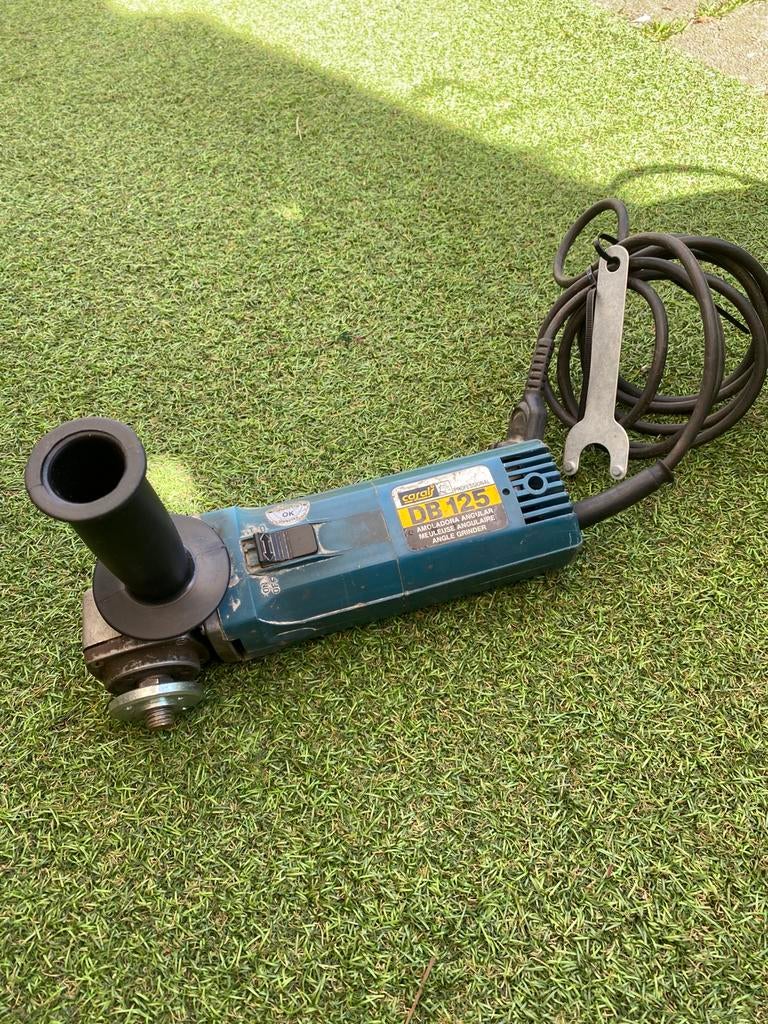 Haakse slijper, Doe-het-zelf en Verbouw, Gereedschap | Slijpmachines, Ophalen of Verzenden, Zo goed als nieuw, Minder dan 700 watt