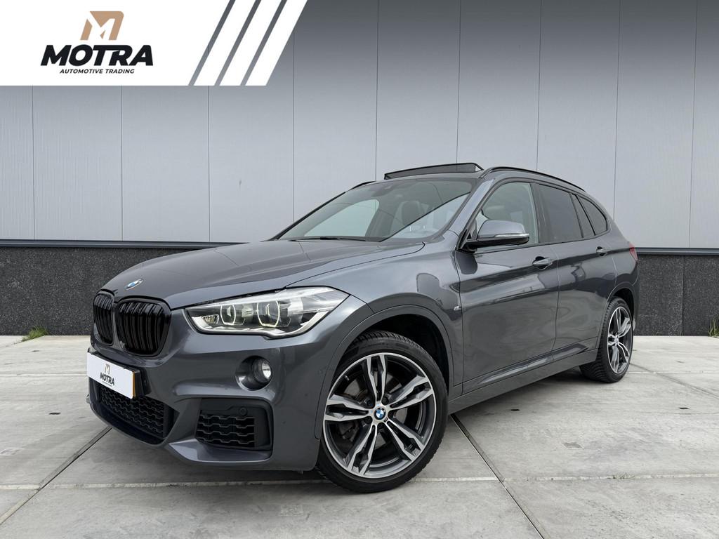 BMW X1 sDrive20i High Executive | M Sport | Panorama | Trekh, 1998 cc, Alcantara, Origineel Nederlands, Bedrijf
