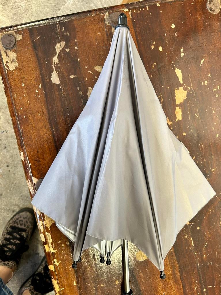 Paraplu met flexibele houder - Grijs, Ophalen of Verzenden, Gebruikt, Grijs