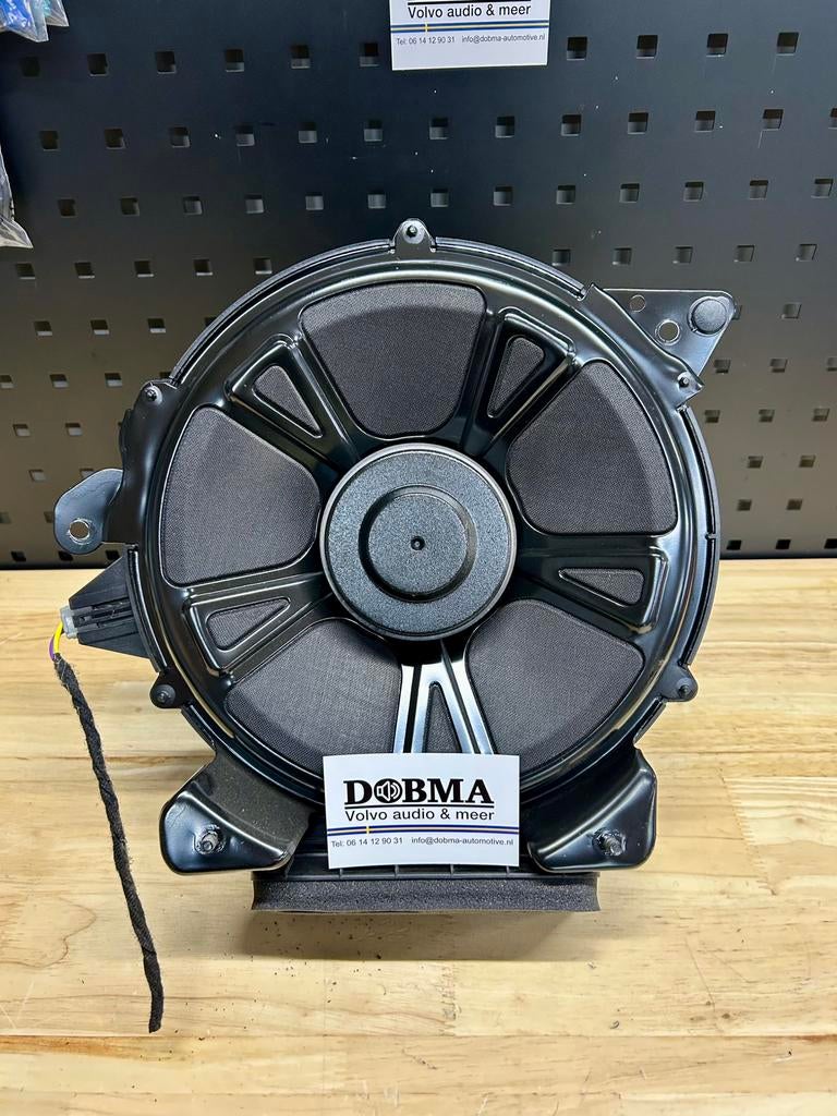 Volvo subwoofer High Performance XC60 2017-2025, Gebruikt, Ophalen of Verzenden, Volvo, X