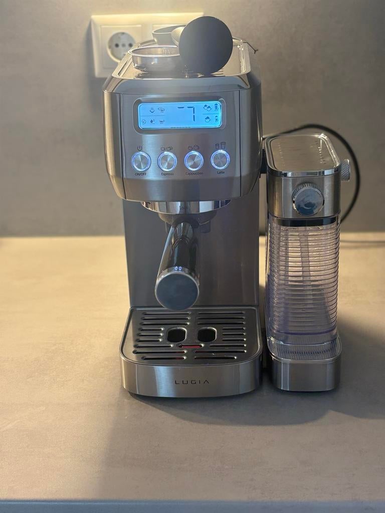 Lugia koffiezetapparaat met melkopschuimer, Witgoed en Apparatuur, Espresso apparaat, Gemalen koffie, Zo goed als nieuw, Ophalen