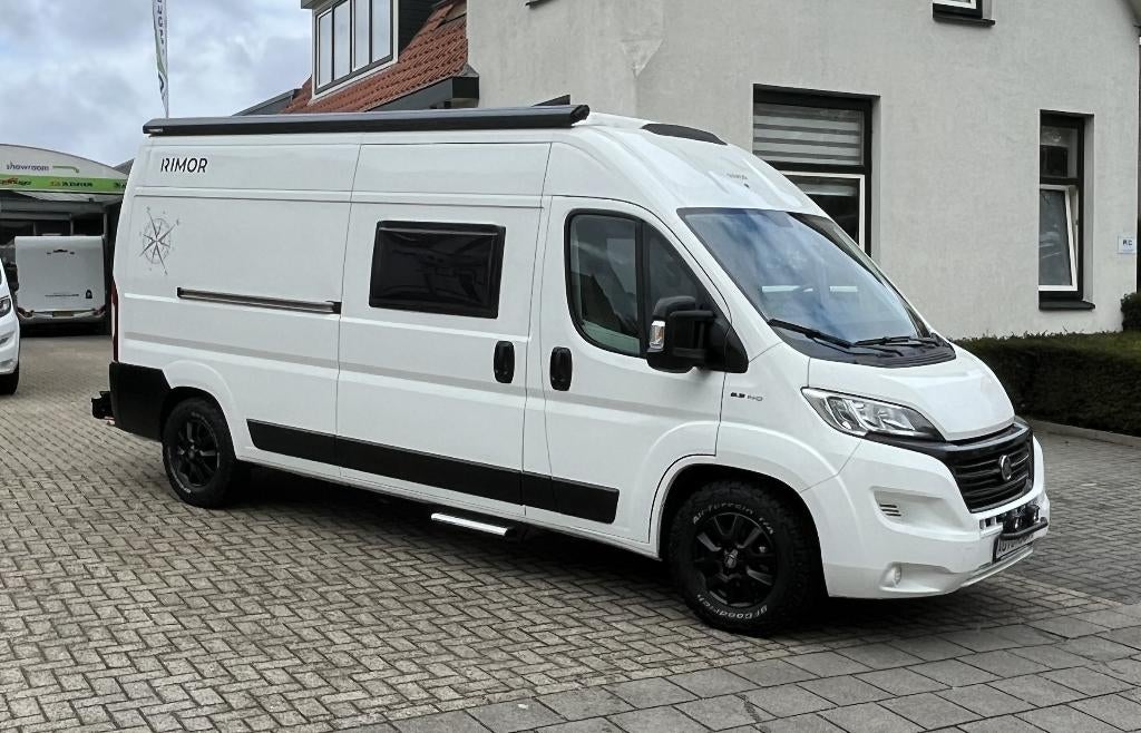 Rimor 600 Campervan # 9 Traps automaat #, Caravans en Kamperen, Campers, Automaat, Koelkast, Buscamper of Camperbus, Ringverwarming