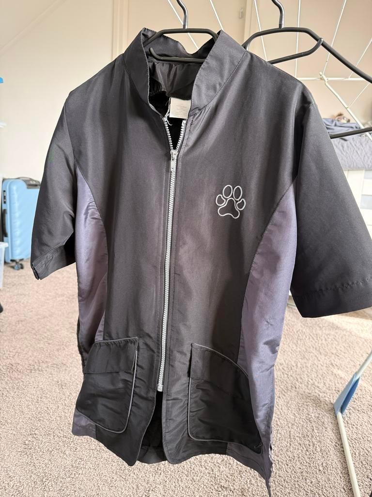 Trim jasje maat L, Dieren en Toebehoren, Ophalen of Verzenden, Zo goed als nieuw