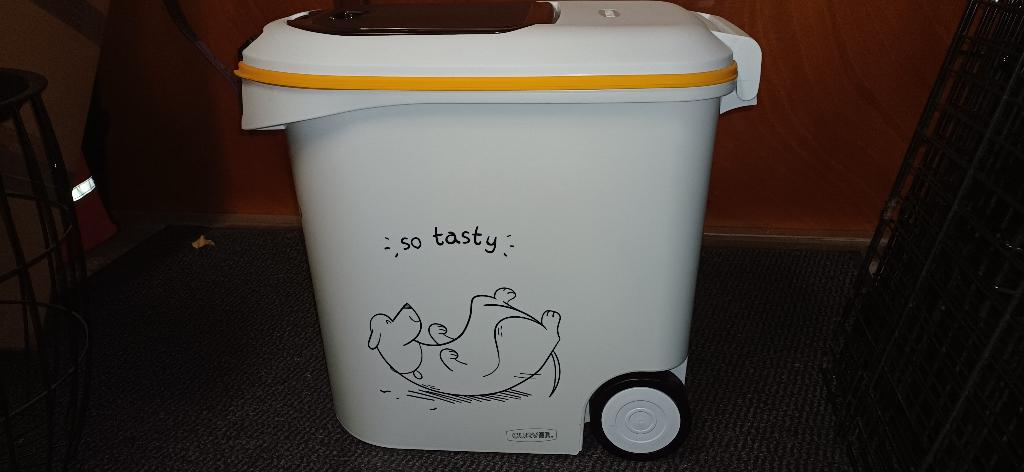 voercontainer Curver, Dieren en Toebehoren, Ophalen of Verzenden, Hond