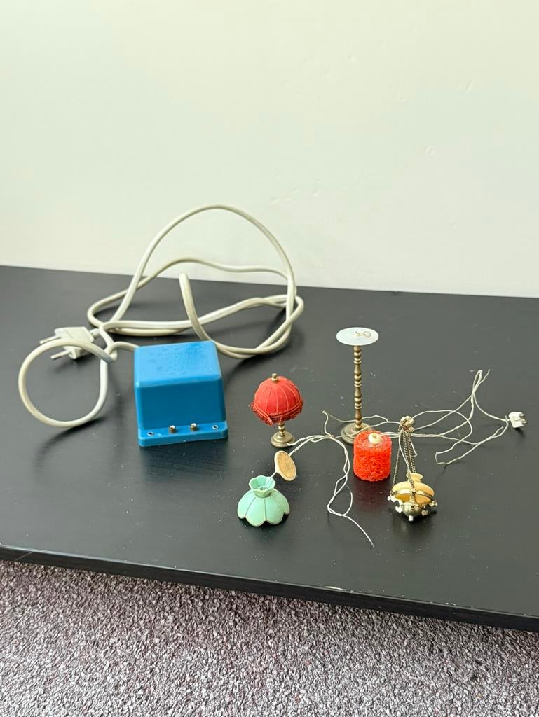 5 lampjes voor poppenhuis vintage met Lundy transformer, Ophalen of Verzenden, Gebruikt, Decoratie