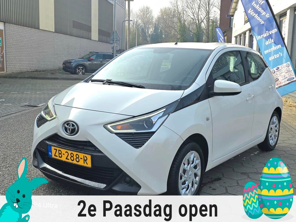 Toyota Aygo 1.0 VVT-i x-play*1e eigenaar*dealer onderhoud*ac, Voorwielaandrijving, Gebruikt, Euro 6, 4 stoelen