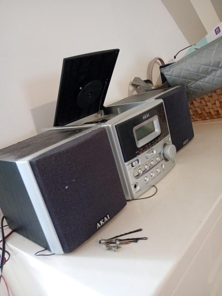 Akai, Ophalen, Zo goed als nieuw, Tuner of Radio, Akai